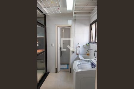 Apartamento à venda com 100m², 2 quartos e 2 vagas Apartamento à venda com 100m², 2 quartos e 2 vagasÁrea de serviço