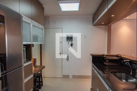 Apartamento à venda com 100m², 2 quartos e 2 vagas Apartamento à venda com 100m², 2 quartos e 2 vagasCozinha