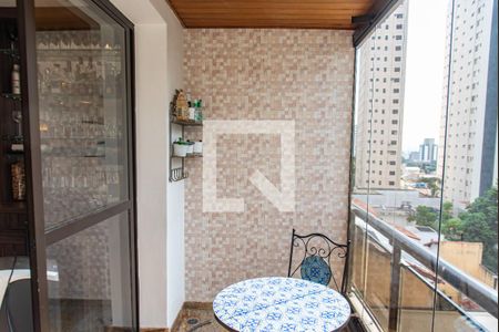 Apartamento à venda com 100m², 2 quartos e 2 vagas Apartamento à venda com 100m², 2 quartos e 2 vagasVaranda
