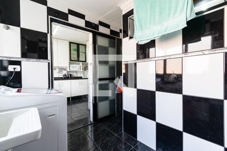 Apartamento à venda com 114m², 3 quartos e 1 vaga Apartamento à venda com 114m², 3 quartos e 1 vagaLavanderia
