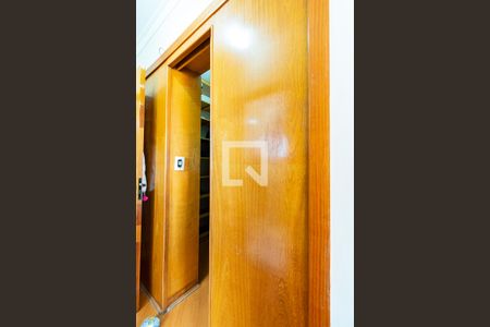 Apartamento à venda com 114m², 3 quartos e 1 vaga Apartamento à venda com 114m², 3 quartos e 1 vagaCloset