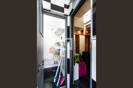 Apartamento à venda com 114m², 3 quartos e 1 vaga Apartamento à venda com 114m², 3 quartos e 1 vagaDespensa