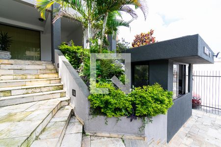 Apartamento à venda com 114m², 3 quartos e 1 vaga Apartamento à venda com 114m², 3 quartos e 1 vagaEntrada