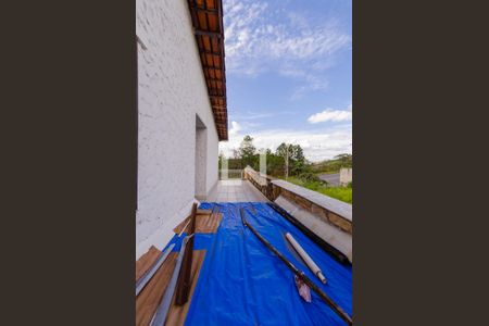 Casa à venda com 595m², 6 quartos e 4 vagasVaranda