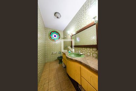 Casa à venda com 595m², 6 quartos e 4 vagasBanheiro 4