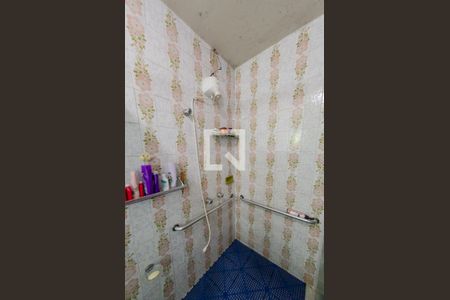 Casa à venda com 595m², 6 quartos e 4 vagasBanheiro 5