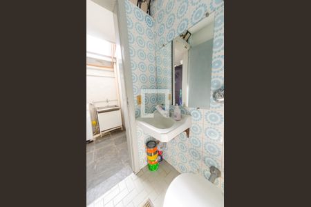 Casa à venda com 595m², 6 quartos e 4 vagasBanheiro de serviço