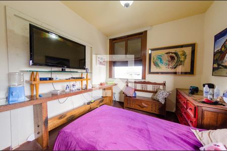 Casa à venda com 595m², 6 quartos e 4 vagasQuarto 4