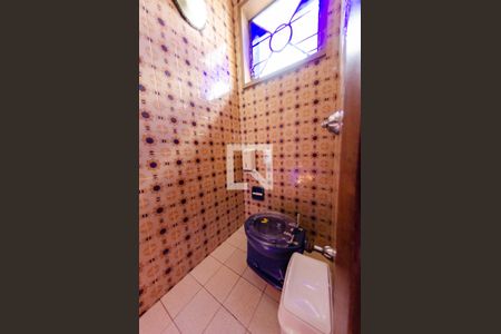 Casa à venda com 595m², 6 quartos e 4 vagasBanheiro 1