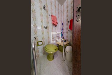 Casa à venda com 595m², 6 quartos e 4 vagasBanheiro 5