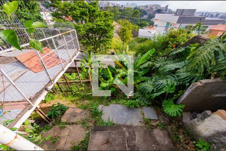 Casa à venda com 595m², 6 quartos e 4 vagasQuintal