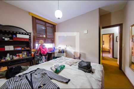 Casa à venda com 595m², 6 quartos e 4 vagasQuarto 6