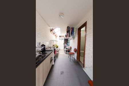 Casa à venda com 595m², 6 quartos e 4 vagasCozinha 2