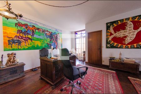 Casa à venda com 595m², 6 quartos e 4 vagasSala 5