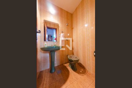 Casa à venda com 595m², 6 quartos e 4 vagasBanheiro 7