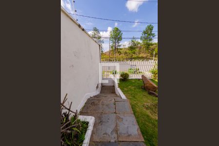 Casa à venda com 595m², 6 quartos e 4 vagasEntrada