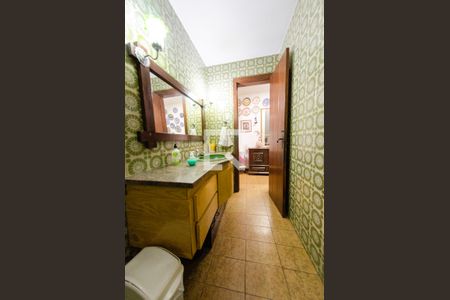 Casa à venda com 595m², 6 quartos e 4 vagasBanheiro 4