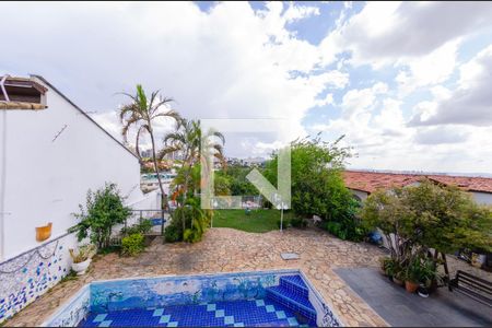 Casa à venda com 595m², 6 quartos e 4 vagasQuarto 4 - VIsta