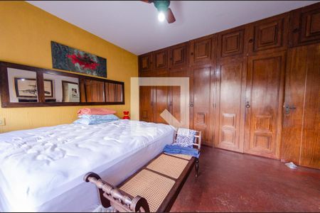 Casa à venda com 595m², 6 quartos e 4 vagasQuarto 5