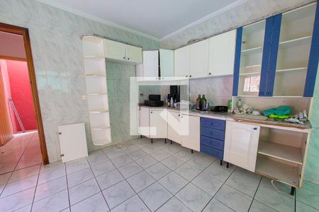 Casa à venda com 192m², 2 quartos e 2 vagasCozinha