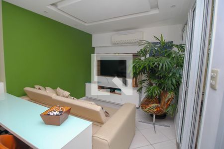 Sala de Estar de apartamento à venda com 2 quartos, 106m² em Humaitá, Rio de Janeiro