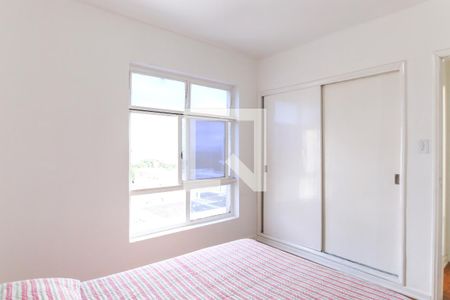 Quarto 1 de apartamento para alugar com 3 quartos, 110m² em Centro, São José dos Campos