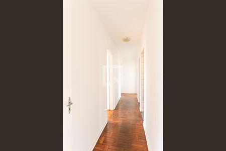 Corredor de apartamento para alugar com 3 quartos, 110m² em Centro, São José dos Campos
