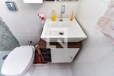 Banheiro da Suíte de casa para alugar com 2 quartos, 110m² em Jardim Patente Novo, São Paulo