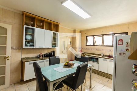 Apartamento à venda com 126m², 3 quartos e 3 vagasCozinha
