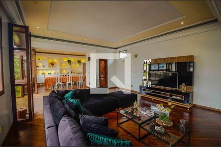 Sala de casa à venda com 5 quartos, 766m² em Jardim Guanabara, Rio de Janeiro