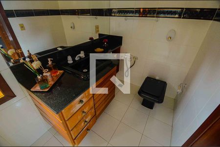 Casa à venda com 766m², 5 quartos e 8 vagas Casa à venda com 766m², 5 quartos e 8 vagasBanheiro da Suíte 4