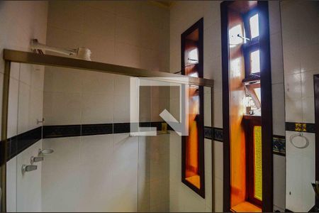 Casa à venda com 766m², 5 quartos e 8 vagas Casa à venda com 766m², 5 quartos e 8 vagasBanheiro da Suíte 4