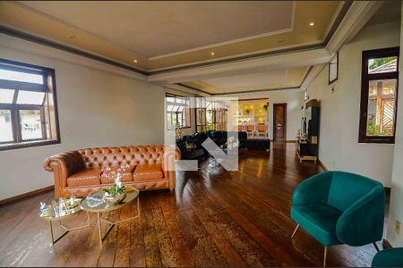 Sala de casa à venda com 5 quartos, 766m² em Jardim Guanabara, Rio de Janeiro