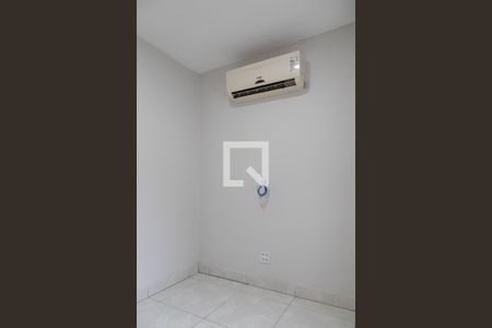 Casa de Condomínio para alugar com 2 quartos, 58m² em Recreio dos Bandeirantes, Rio de Janeiro