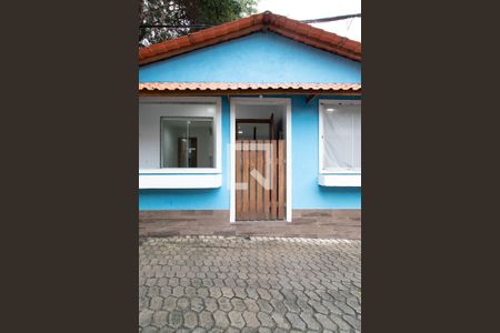 Fachada  de casa de condomínio para alugar com 2 quartos, 58m² em Recreio dos Bandeirantes, Rio de Janeiro