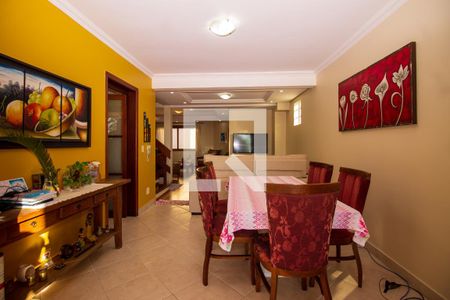 Sala de casa de condomínio à venda com 3 quartos, 288m² em Vila Conceição, Porto Alegre