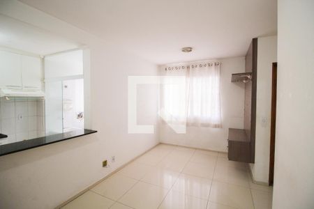 Sala de Apartamento com 2 quartos, 47m² Itaquera