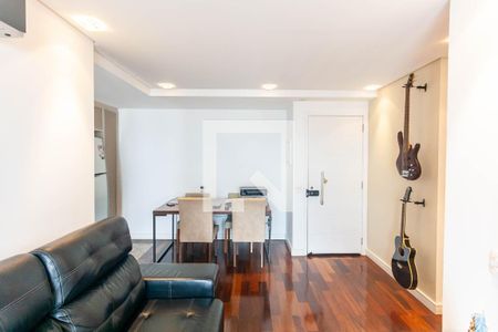 Sala de apartamento à venda com 2 quartos, 72m² em Vila Graciosa, São Paulo