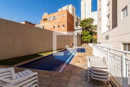 Apartamento para alugar com 56m², 2 quartos e 1 vaga Apartamento para alugar com 56m², 2 quartos e 1 vagaÁrea comum - Piscina