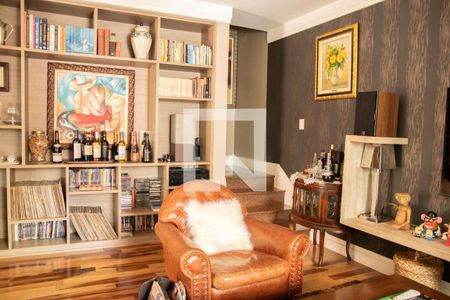 Sala de casa à venda com 3 quartos, 242m² em Vila Mazzei, São Paulo