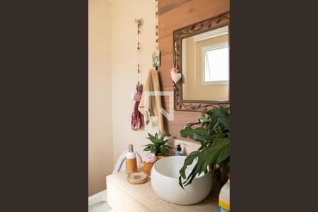 Casa à venda com 242m², 3 quartos e 3 vagas Casa à venda com 242m², 3 quartos e 3 vagasBanheiro 2