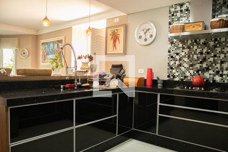 Casa à venda com 242m², 3 quartos e 3 vagas Casa à venda com 242m², 3 quartos e 3 vagasCozinha