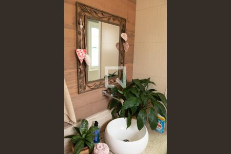 Casa à venda com 242m², 3 quartos e 3 vagas Casa à venda com 242m², 3 quartos e 3 vagasBanheiro 2