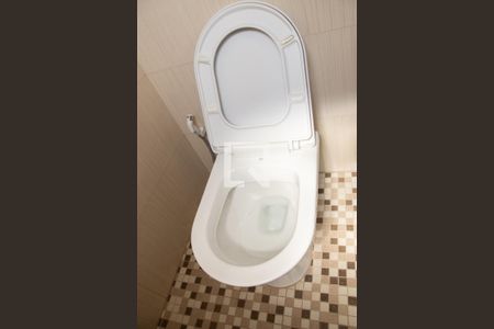 Casa à venda com 242m², 3 quartos e 3 vagas Casa à venda com 242m², 3 quartos e 3 vagasBanheiro 2