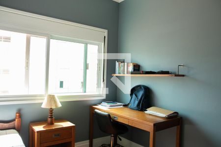 Casa à venda com 242m², 3 quartos e 3 vagas Casa à venda com 242m², 3 quartos e 3 vagasQuarto 3