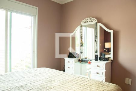 Casa à venda com 242m², 3 quartos e 3 vagas Casa à venda com 242m², 3 quartos e 3 vagasQuarto 2