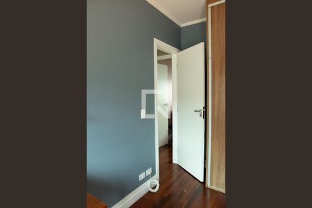 Casa à venda com 242m², 3 quartos e 3 vagas Casa à venda com 242m², 3 quartos e 3 vagasQuarto 3