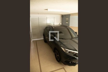 Casa à venda com 242m², 3 quartos e 3 vagas Casa à venda com 242m², 3 quartos e 3 vagasGaragem