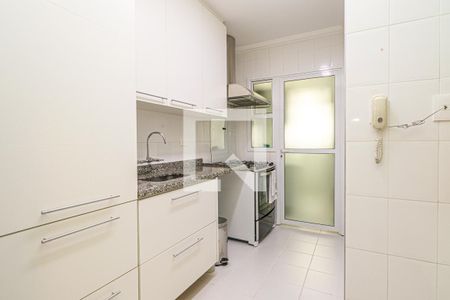 Apartamento para alugar com 70m², 2 quartos e 2 vagasCozinha
