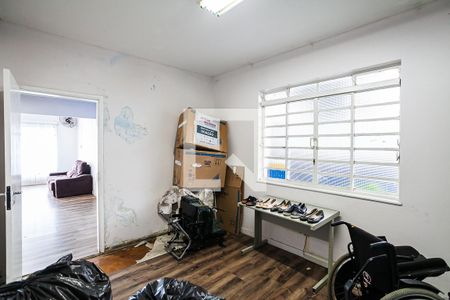 Sala de TV de casa à venda com 4 quartos, 340m² em Centro, Santo André